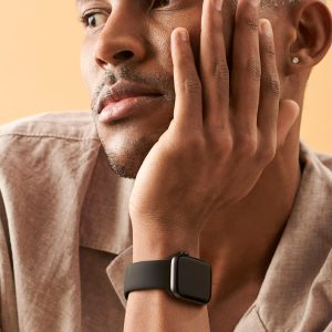 Classic Silicone Apple Watch Band – Black