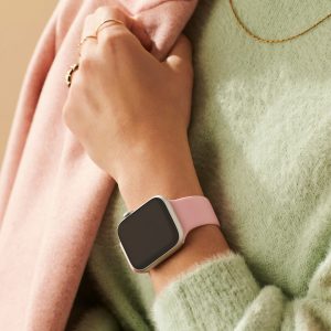Classic Silicone Apple Watch Band – Pink