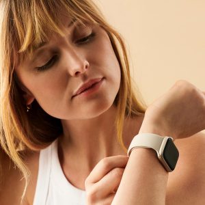 Classic Silicone Apple Watch Band – Starlight