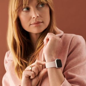 Classic Silicone Apple Watch Band – Vintage Rose